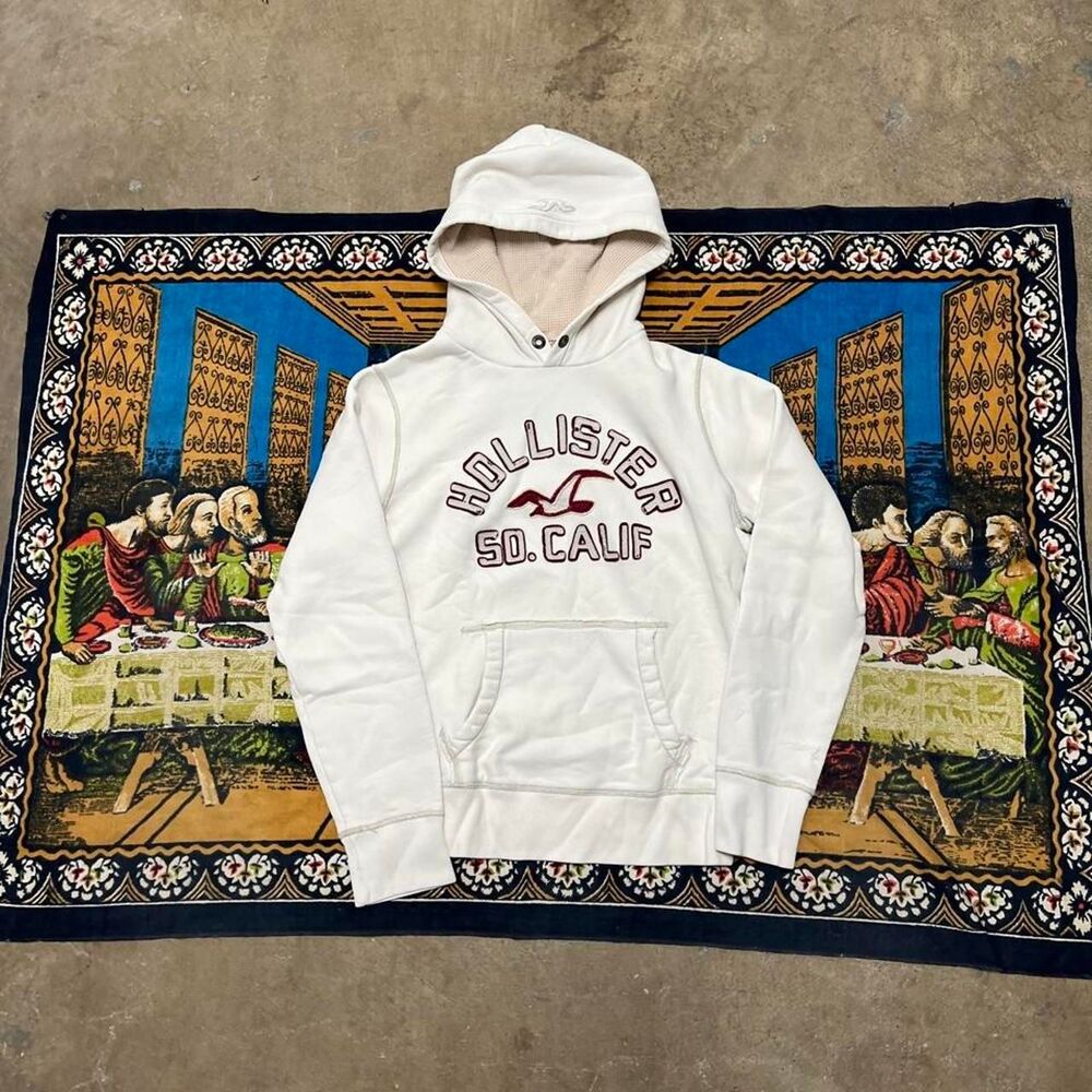 Cream Hollister so cal hoodie Size medium preppy y2k muscle fit thermal lined